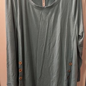 Women's long sleeve shirt